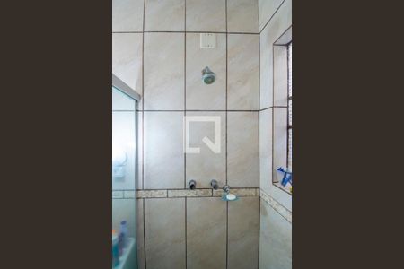 Casa à venda com 200m², 4 quartos e 4 vagasBanheiro 1
