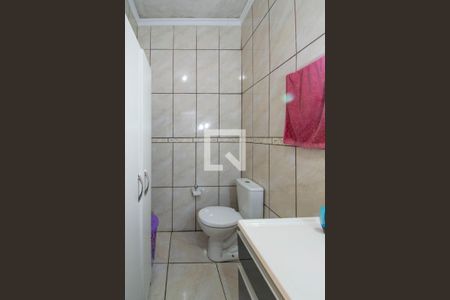 Casa à venda com 200m², 4 quartos e 4 vagasBanheiro 1