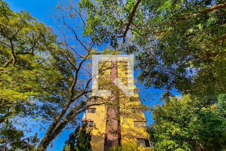 Apartamento à venda com 157m², 3 quartos e 2 vagas Apartamento à venda com 157m², 3 quartos e 2 vagasBloco