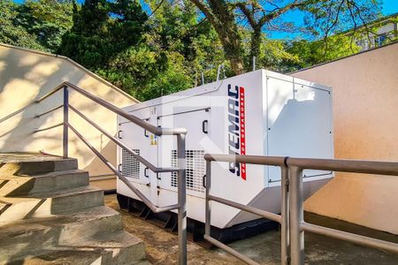 Apartamento à venda com 157m², 3 quartos e 2 vagas Apartamento à venda com 157m², 3 quartos e 2 vagasÁrea comum - Gerador de Energia