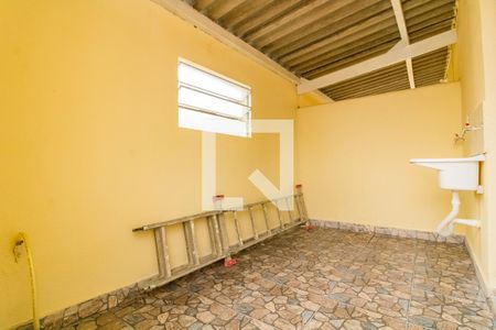 Casa para alugar com 1 quarto, 37m² em Parque Imperial, São Paulo