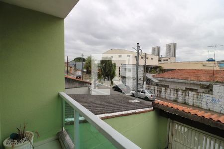 Casa à venda com 100m², 3 quartos e 4 vagasVaranda Suite