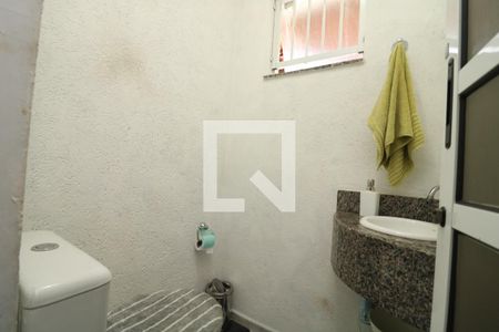 Casa à venda com 100m², 3 quartos e 4 vagasLavabo