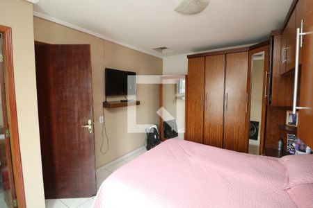 Casa à venda com 100m², 3 quartos e 4 vagasSuite