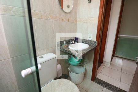 Casa à venda com 100m², 3 quartos e 4 vagasBanheiro