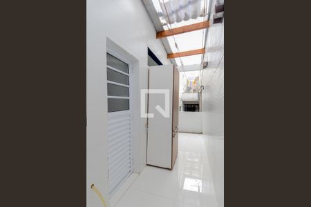 Casa para alugar com 60m², 1 quarto e 1 vagaÁrea de Serviço