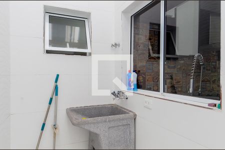 Casa para alugar com 60m², 1 quarto e 1 vagaÁrea de Serviço