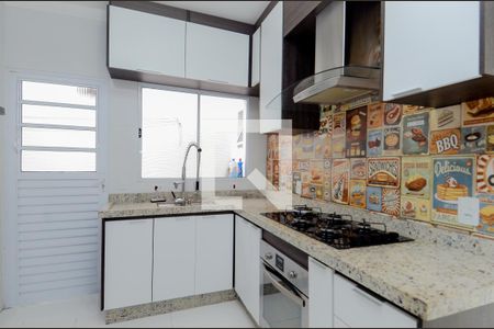 Casa para alugar com 60m², 1 quarto e 1 vagaCozinha