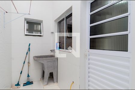 Casa para alugar com 60m², 1 quarto e 1 vagaÁrea de Serviço