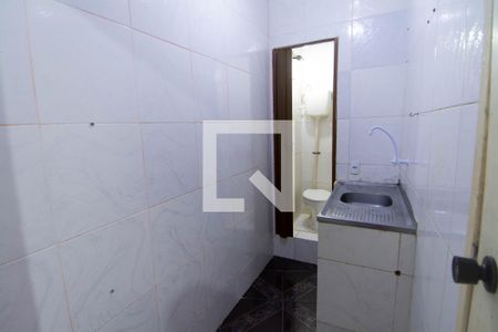 Cozinha de casa para alugar com 1 quarto, 25m² em São Gonçalo, Salvador