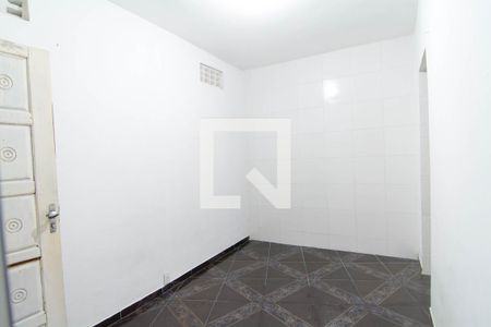 Sala de casa para alugar com 1 quarto, 25m² em São Gonçalo, Salvador