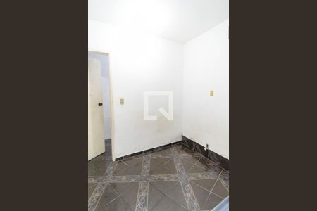 Quanto de casa para alugar com 1 quarto, 25m² em São Gonçalo, Salvador