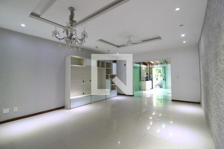 Sala de casa de condomínio à venda com 3 quartos, 150m² em Freguesia (jacarepaguá), Rio de Janeiro