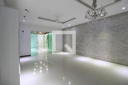 Sala de casa de condomínio à venda com 3 quartos, 150m² em Freguesia (jacarepaguá), Rio de Janeiro