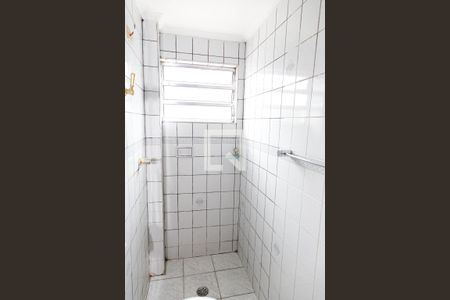 Banheiro de apartamento para alugar com 1 quarto, 30m² em Taboão, Diadema