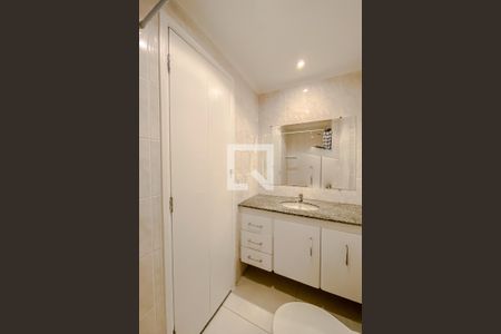 Apartamento para alugar com 55m², 2 quartos e 1 vagaBanheiro Social