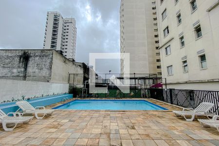 Apartamento para alugar com 55m², 2 quartos e 1 vagaÁrea comum - Piscina