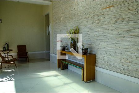 Apartamento para alugar com 74m², 2 quartos e 2 vagasHall de entrada