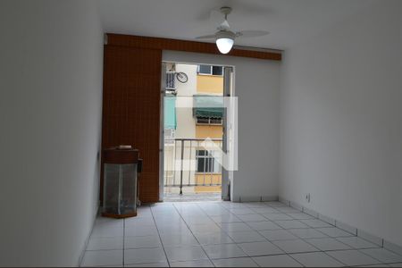Sala  de apartamento para alugar com 2 quartos, 50m² em Taquara, Rio de Janeiro