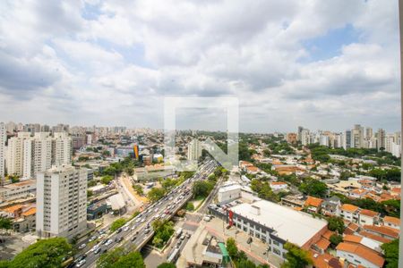 Sala, vista  de kitnet/studio à venda com 1 quarto, 28m² em Indianópolis, São Paulo