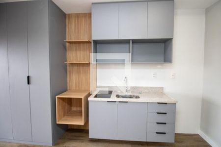 Cozinha, panorâmica  de kitnet/studio à venda com 1 quarto, 28m² em Indianópolis, São Paulo