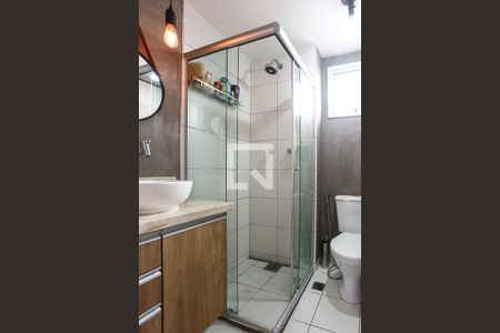 Apartamento à venda com 67m², 2 quartos e 2 vagasBanheiro da Suíte 1