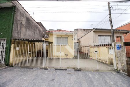 Casa à venda com 100m², 3 quartos e 4 vagasFachada