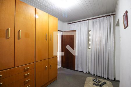 Casa à venda com 100m², 3 quartos e 4 vagasQuarto 2