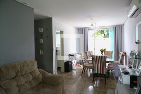 Sala  de casa de condomínio à venda com 3 quartos, 110m² em Santa Branca, Belo Horizonte