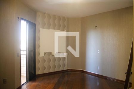 Apartamento à venda com 170m², 4 quartos e 2 vagas Apartamento à venda com 170m², 4 quartos e 2 vagasSuíte