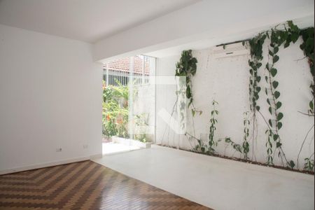 Quarto 1 de casa à venda com 6 quartos, 425m² em Vila Clementino, São Paulo