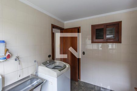 Casa de condomínio para alugar com 283m², 4 quartos e 4 vagas Casa de condomínio para alugar com 283m², 4 quartos e 4 vagasÁrea de Serviço