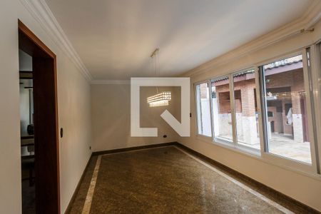 Casa de condomínio para alugar com 283m², 4 quartos e 4 vagas Casa de condomínio para alugar com 283m², 4 quartos e 4 vagasSala de Jantar