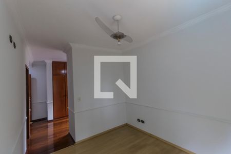 Casa de condomínio para alugar com 283m², 4 quartos e 4 vagas Casa de condomínio para alugar com 283m², 4 quartos e 4 vagasSuíte master 2