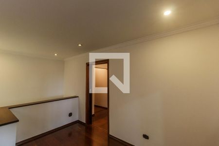 Casa de condomínio para alugar com 283m², 4 quartos e 4 vagas Casa de condomínio para alugar com 283m², 4 quartos e 4 vagasSala de TV