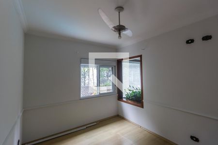 Casa de condomínio para alugar com 283m², 4 quartos e 4 vagas Casa de condomínio para alugar com 283m², 4 quartos e 4 vagasSuíte master 2