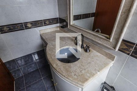 Casa de condomínio para alugar com 283m², 4 quartos e 4 vagas Casa de condomínio para alugar com 283m², 4 quartos e 4 vagasDetalhe do Banheiro da Suite