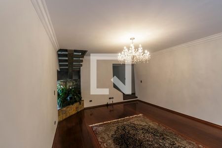 Sala de TV de casa de condomínio para alugar com 4 quartos, 283m² em Alphaville, Santana de Parnaíba