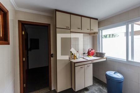 Casa de condomínio para alugar com 283m², 4 quartos e 4 vagas Casa de condomínio para alugar com 283m², 4 quartos e 4 vagasÁrea de Serviço