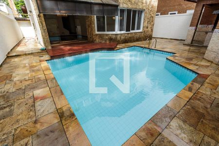 Casa de condomínio para alugar com 283m², 4 quartos e 4 vagas Casa de condomínio para alugar com 283m², 4 quartos e 4 vagasPiscina