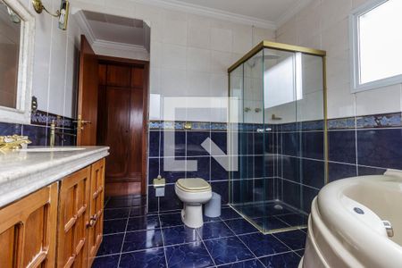 Casa de condomínio para alugar com 283m², 4 quartos e 4 vagas Casa de condomínio para alugar com 283m², 4 quartos e 4 vagasDetalhe do Banheiro da Suite