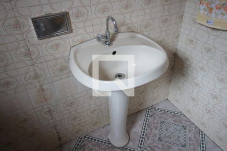 Casa à venda com 360m², 3 quartos e 2 vagasBanheiro