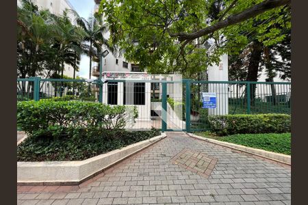 Apartamento para alugar com 180m², 2 quartos e 2 vagasFachada