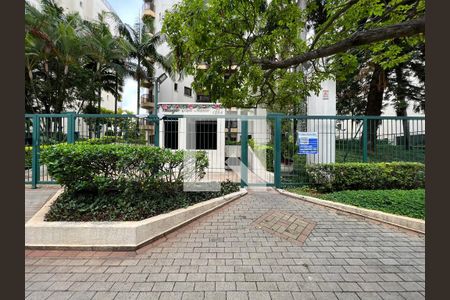 Apartamento para alugar com 180m², 2 quartos e 2 vagasFachada