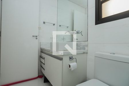 Apartamento para alugar com 180m², 2 quartos e 2 vagasBanheiro do Quarto 2