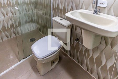 Banheiro de kitnet/studio para alugar com 1 quarto, 31m² em Vila Buarque, São Paulo