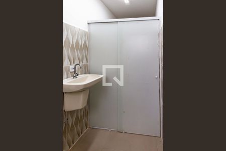 Banheiro de kitnet/studio para alugar com 1 quarto, 31m² em Vila Buarque, São Paulo