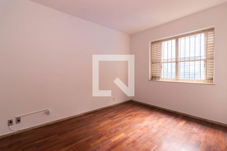 Apartamento para alugar com 160m², 4 quartos e 1 vagaSuíte