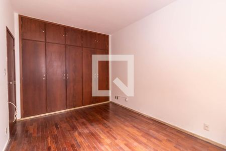 Apartamento para alugar com 160m², 4 quartos e 1 vagaSuíte