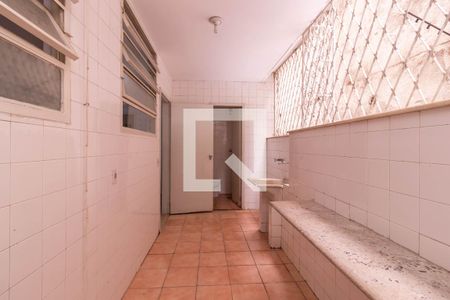 Apartamento para alugar com 160m², 4 quartos e 1 vagaÁrea de Serviço